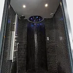 Hotel Le Parc Des Fees Retaurant & 3*