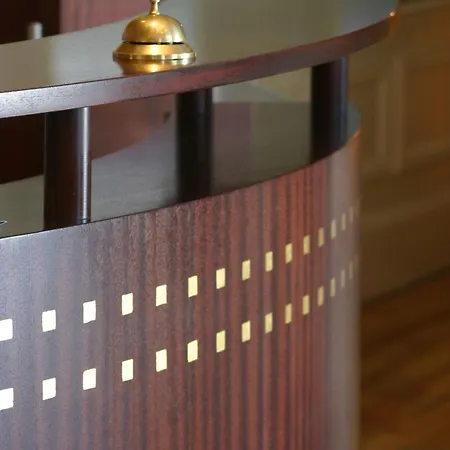 Hotel Le Parc Des Fees Retaurant & 3*