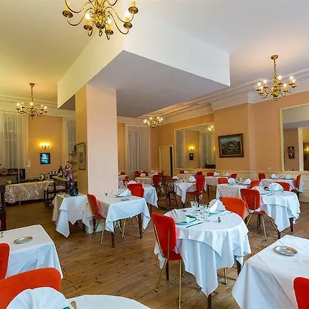 Hotel Le Parc Des Fees Retaurant&spa