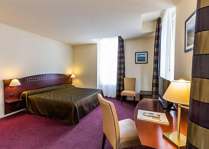 מלון Le Parc Des Fees Retaurant & 3*